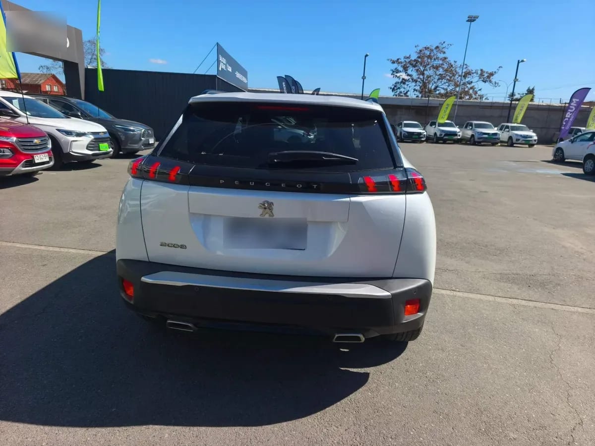 Peugeot 2008 1.2 Allure Puretech 130 4x2 At 5p año 2022