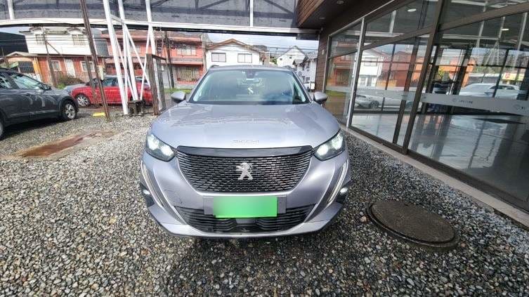 Peugeot 2008 1.5 Allure Bluehdi Diesel 4x2 130 At 5p año 2021