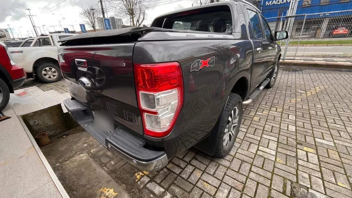 Ford Ranger 3.2 Ltd 4x4 Diesel Dob. Cab. At 4p año 2023
