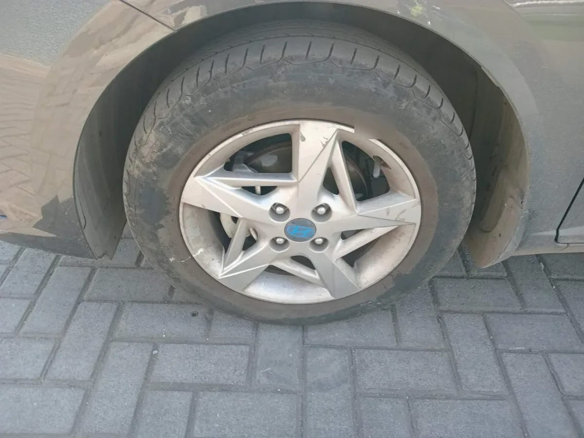 Hyundai Accent 1.4 Hci Plus 4x2 Mt 4p año 2024