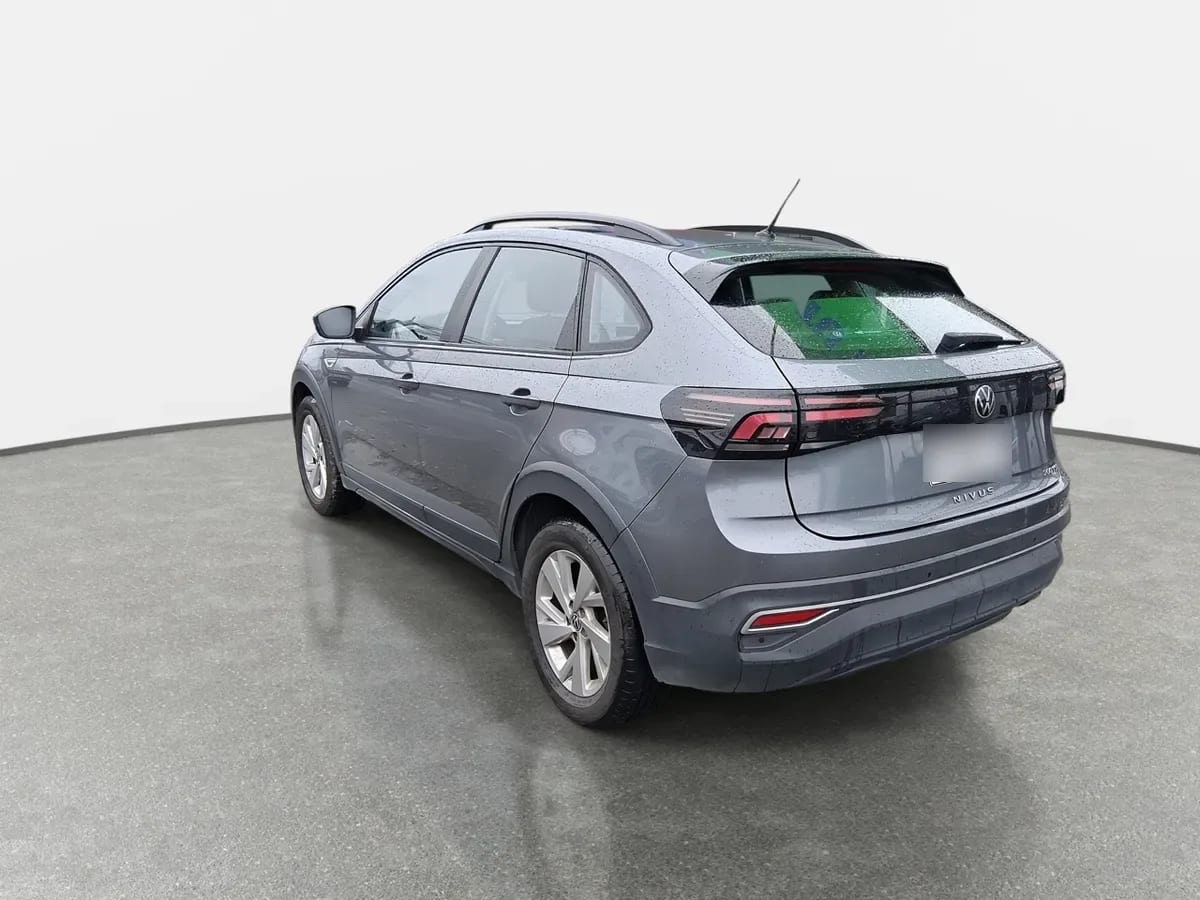 Volkswagen Nivus 1.0 Tsi Comfortline 4x2 At 5p año 2024