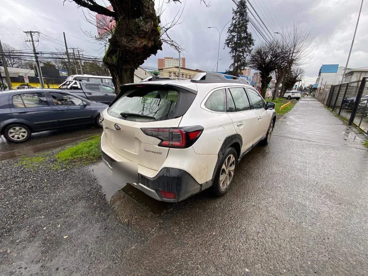 Subaru Outback 2.5i Touring Awd Cvt At 5p año 2022