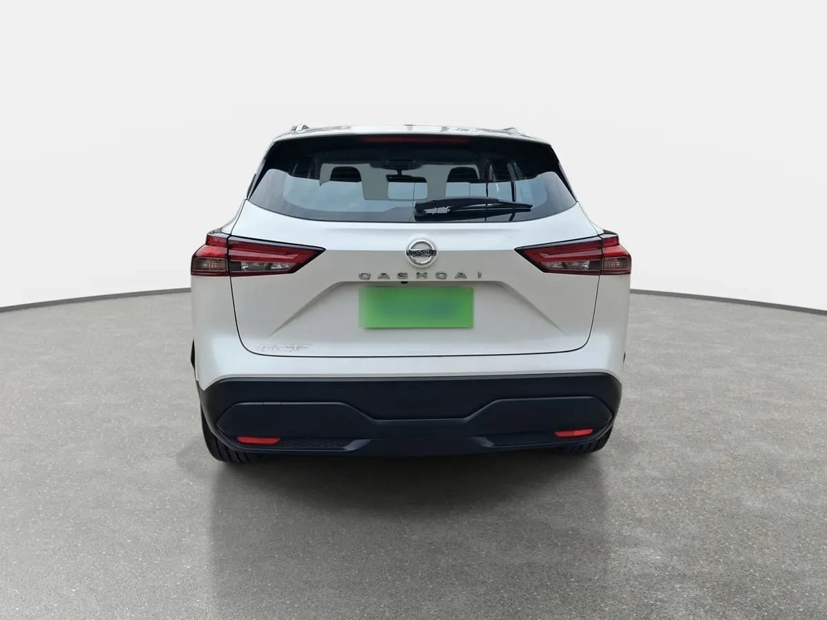 Nissan Qashqai 1.3t Sense 2wd Mt 5p año 2023