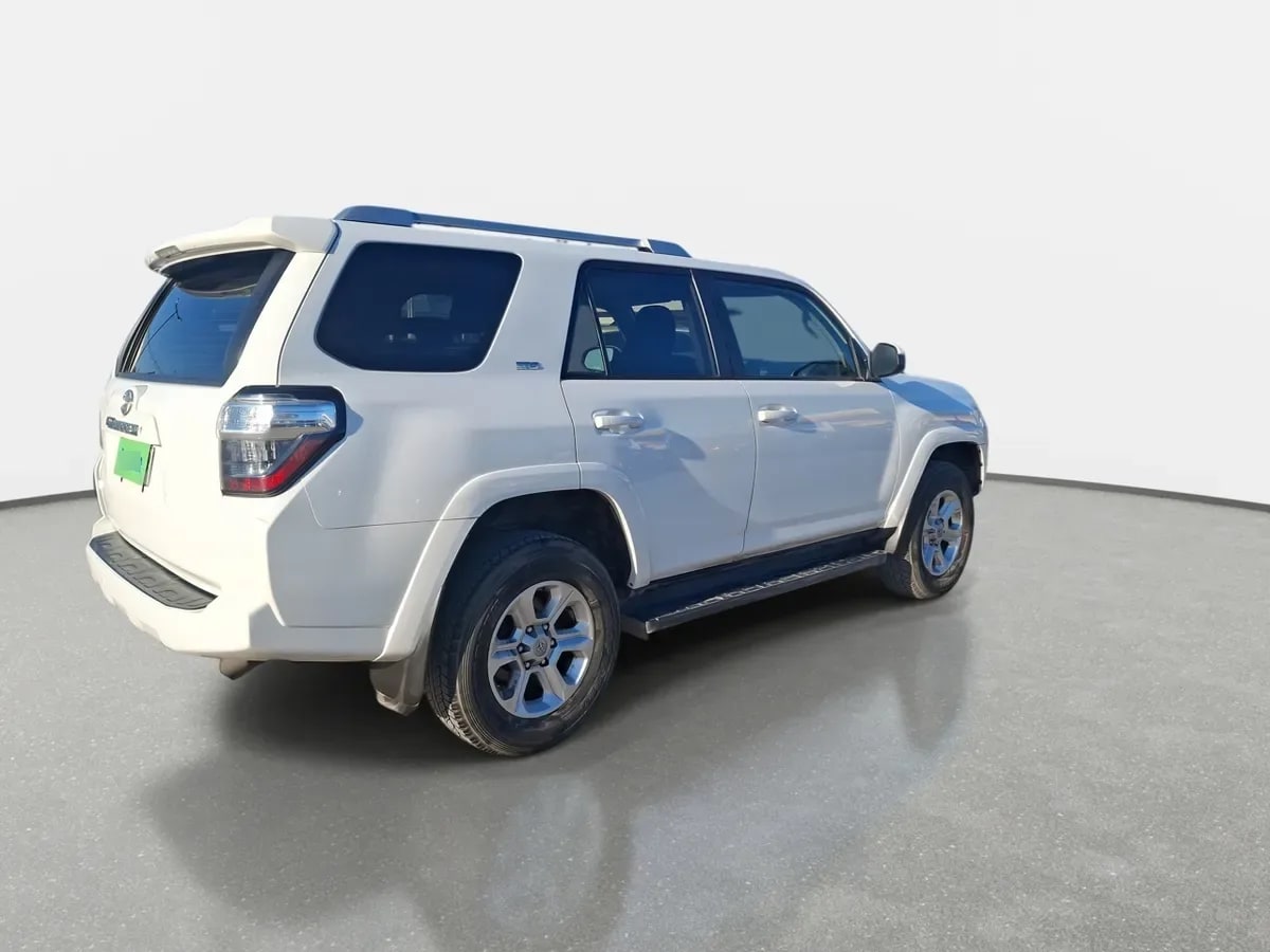 Toyota 4runner 4.0 Sr5 4x2 Control Volante Euro V At 5p año 2022