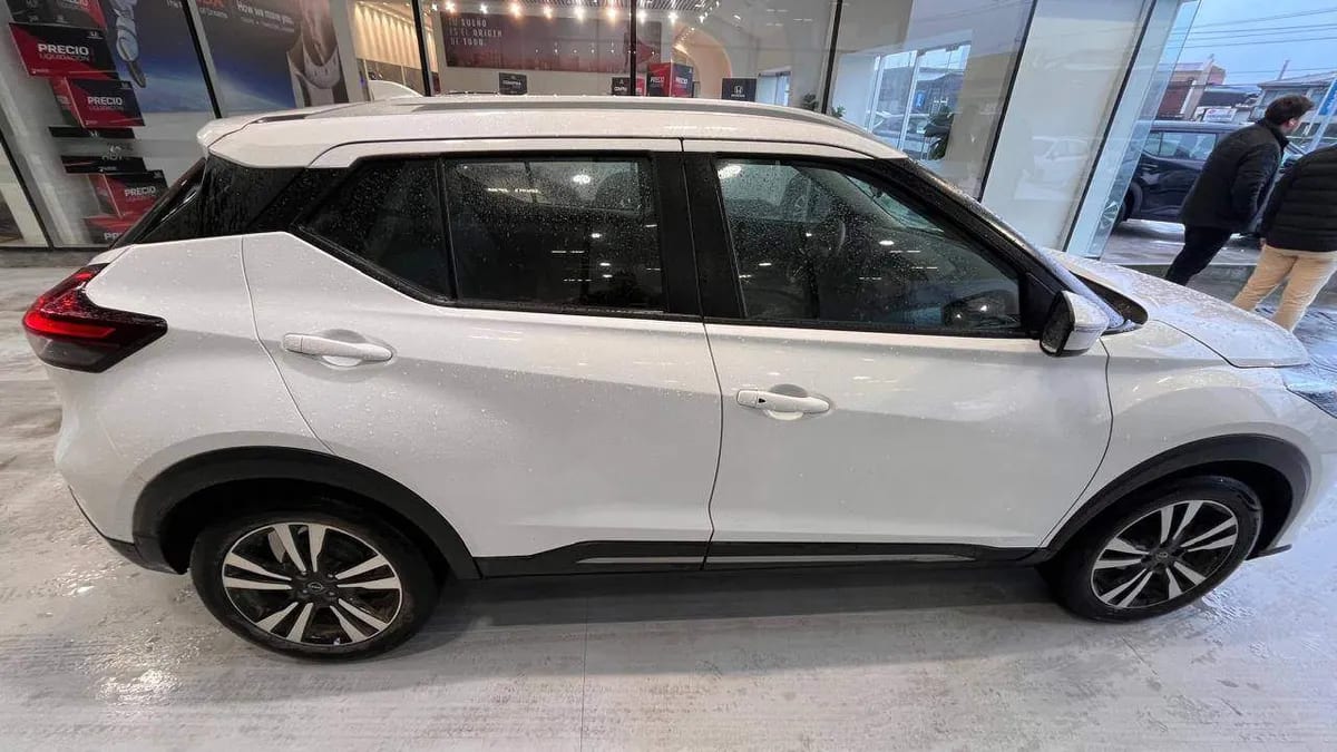 Nissan Kicks 1.6 Advance 4x2 Mt 5p año 2023