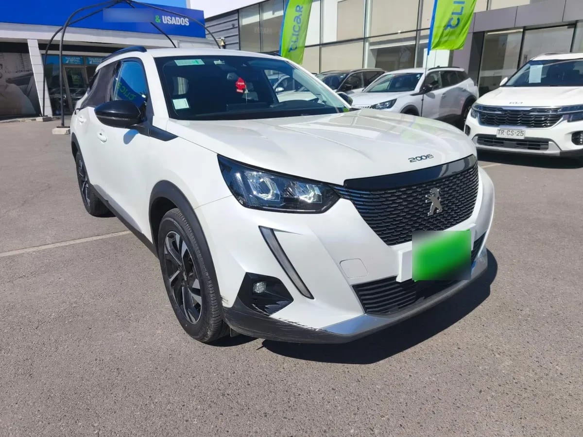 Peugeot 2008 1.2 Allure Puretech 130 4x2 At 5p año 2022