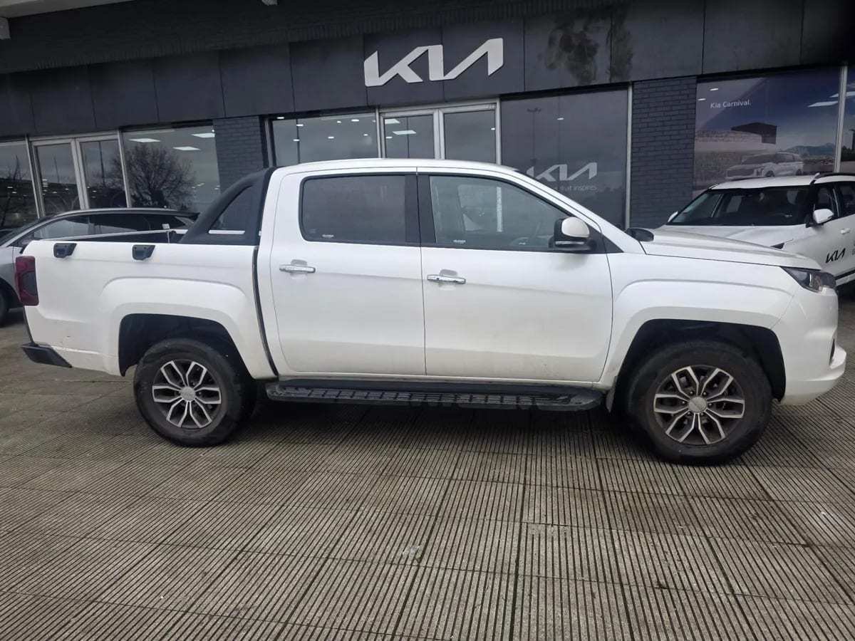 JMC Vigus 2.0 Plus Diesel 4x2 Euro6c Mt 4p año 2024