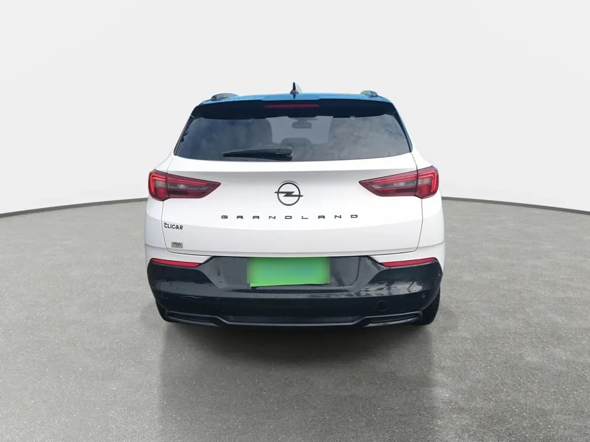 Opel Grandland 1.2t Gs Line 4x2 Mt 5p año 2024