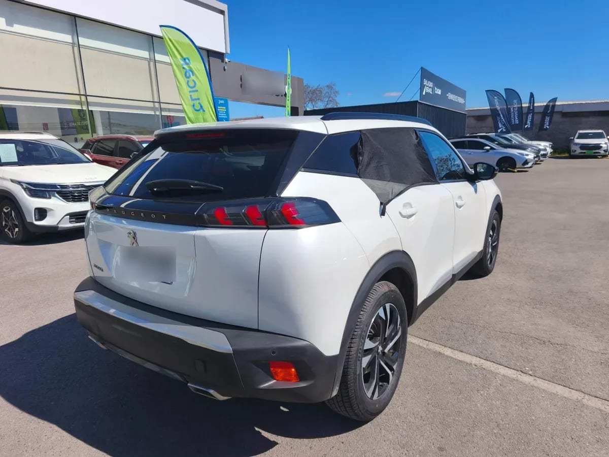 Peugeot 2008 1.2 Allure Puretech 130 4x2 At 5p año 2022