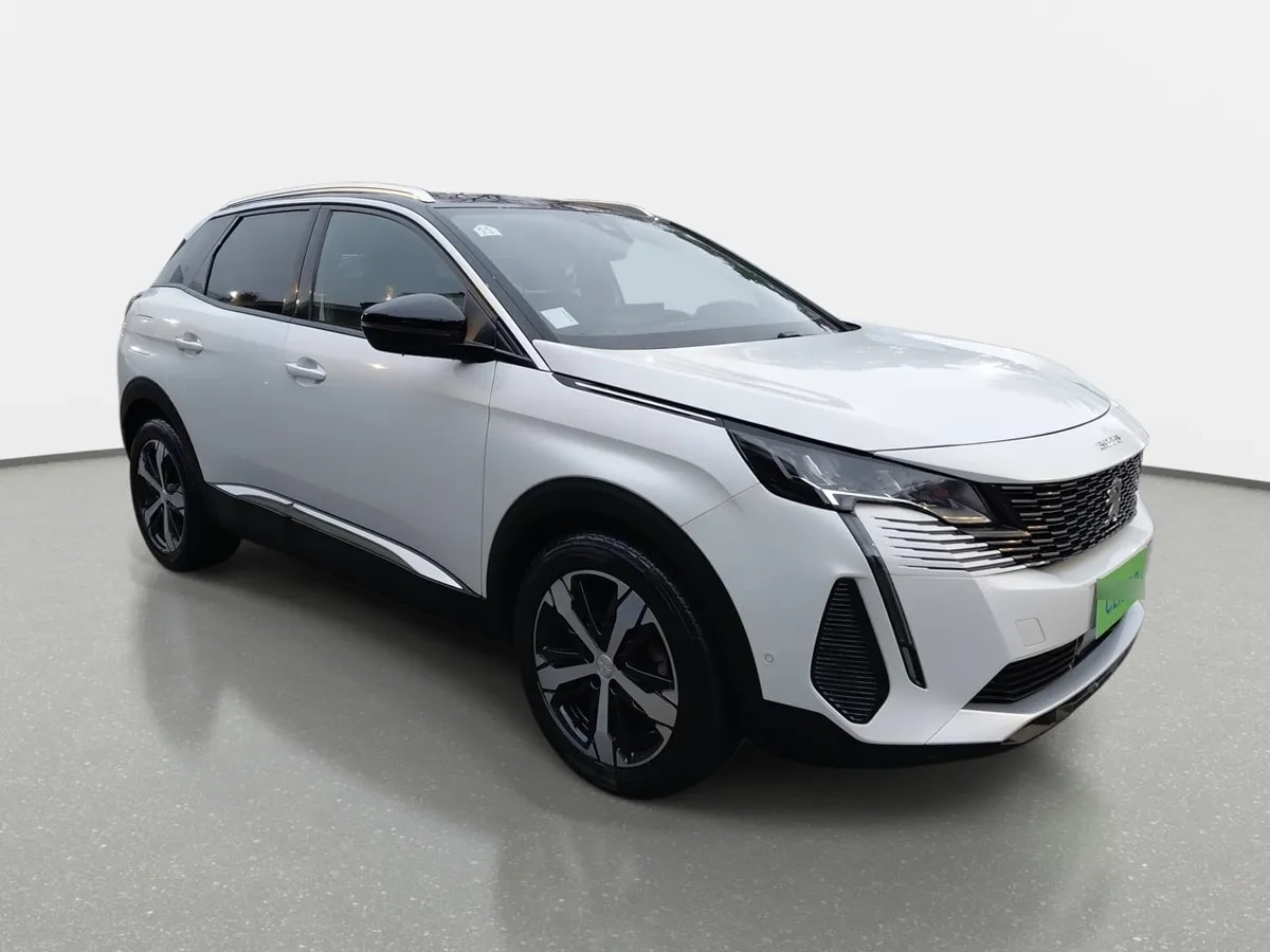Peugeot 3008 1.5 Allure Pack Bluehdi 130 4x2 Eat8 5p año 2024