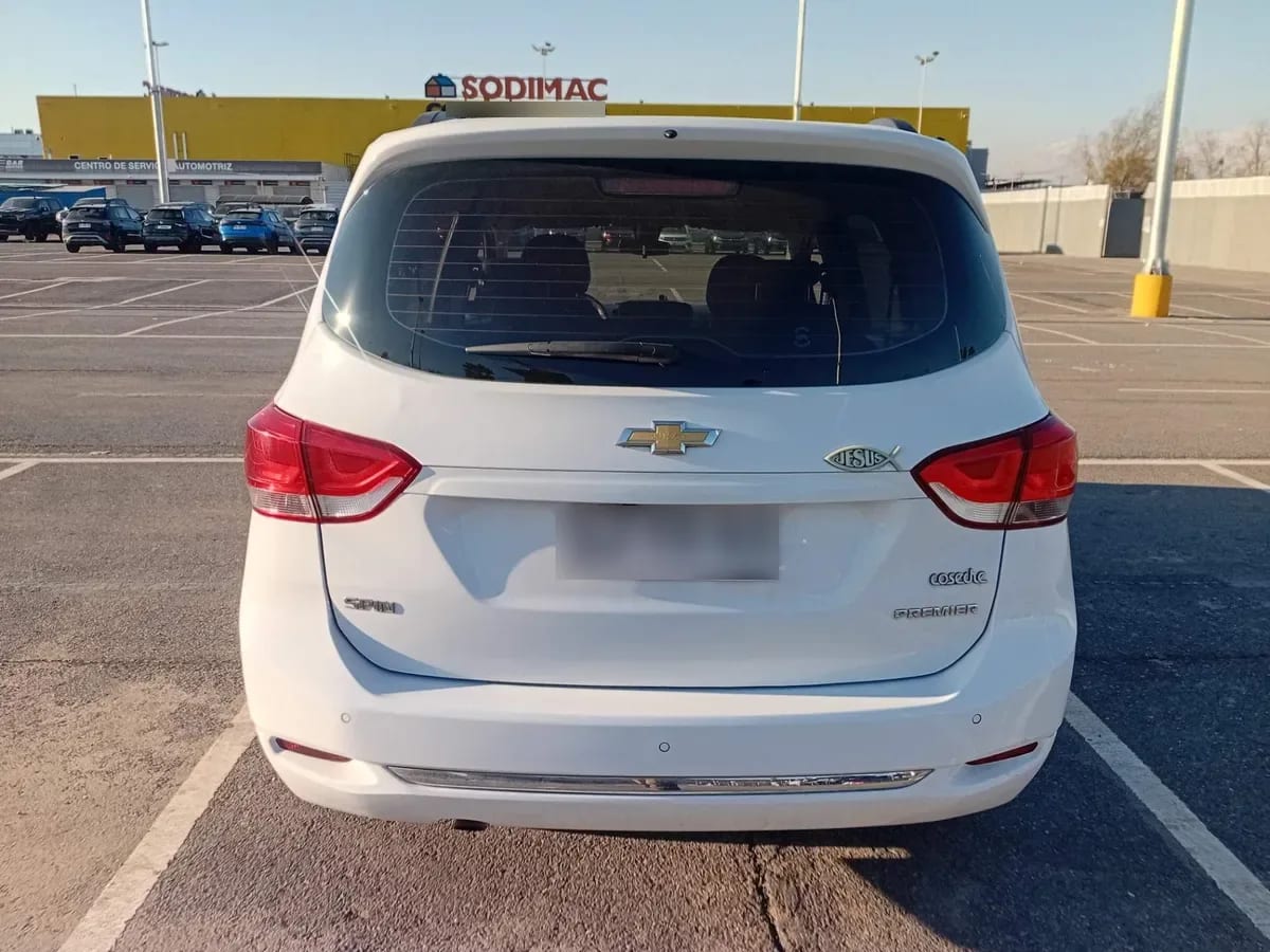 Chevrolet Spin 1.8 Premier 4x2 Mt 5p año 2023