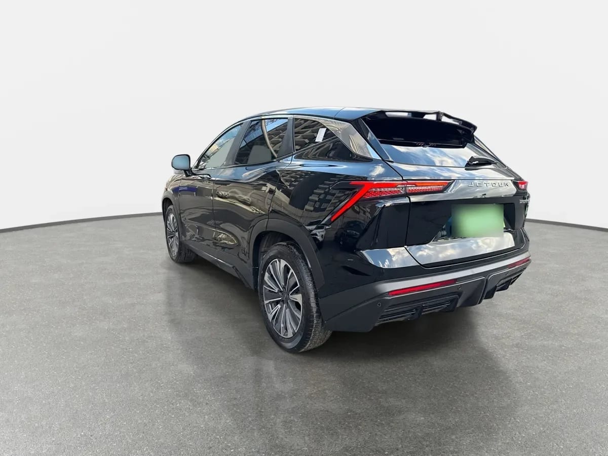 Jetour Dashing 1.5t Lux 4x2 Mt 5p año 2024