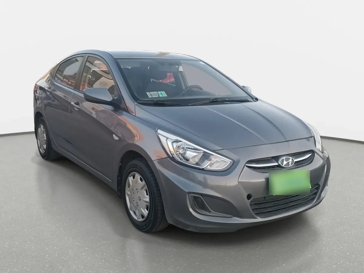 Hyundai Accent 1.4 Gl Rb 4x2 Sdn 2ab Ac Abs At 4p año 2016