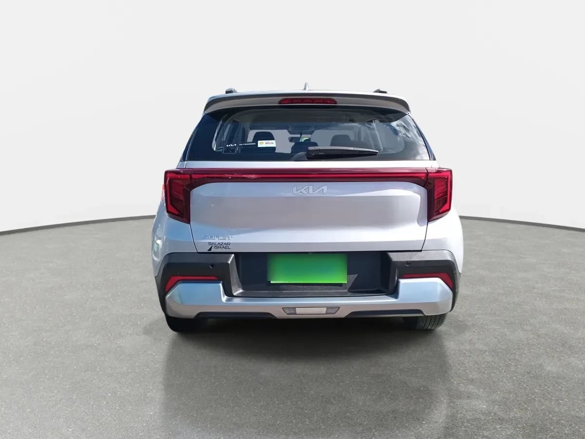 Kia Sonet 1.5 Ex 4x2 6mt 5p año 2025