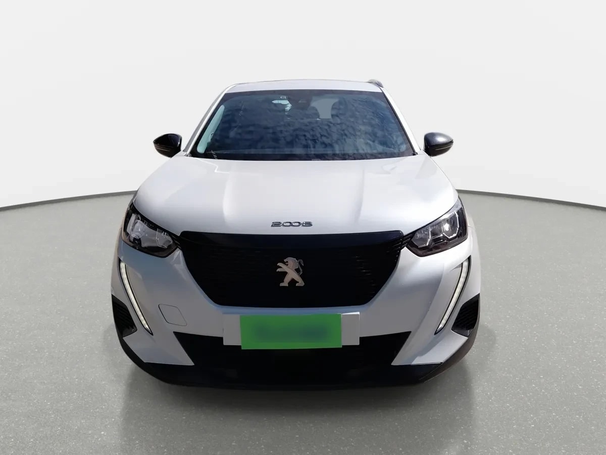 Peugeot 2008 1.5 Active Bluehdi Diesel 100 4x2 Mt 5p año 2023