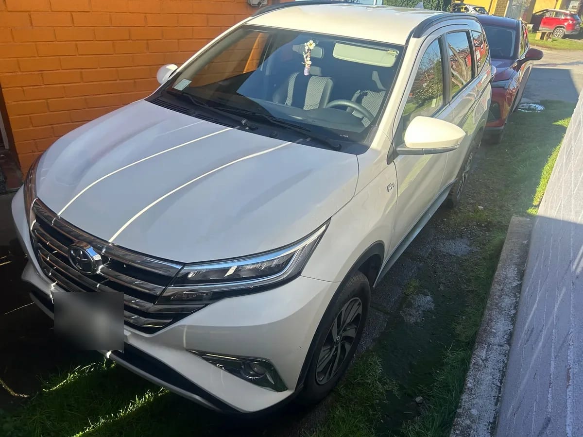 TOYOTA RUSH 1.5 Xei Mt año 2022