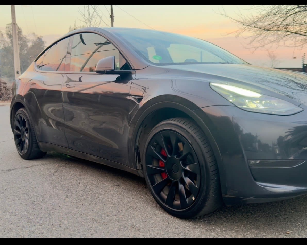 TESLA MODEL Y 0.0 Performance At 4x4 Electrico año 2025
