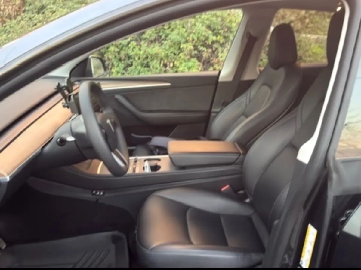 TESLA MODEL Y 0.0 Performance At 4x4 Electrico año 2025