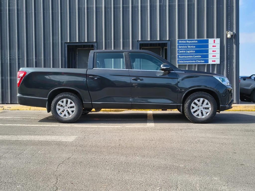 Ssangyong Grand Musso 2.2 4x2 Mt Full-Ql612 año 2023