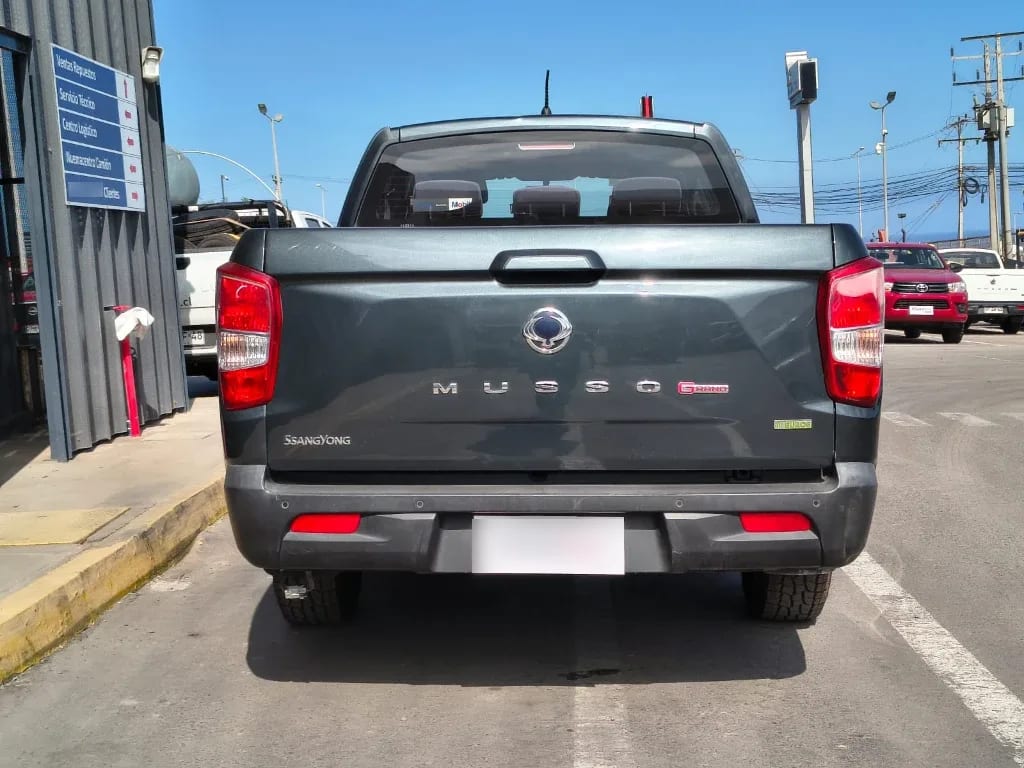 Ssangyong Grand Musso 2.2 4x2 Mt Full-Ql612 año 2023