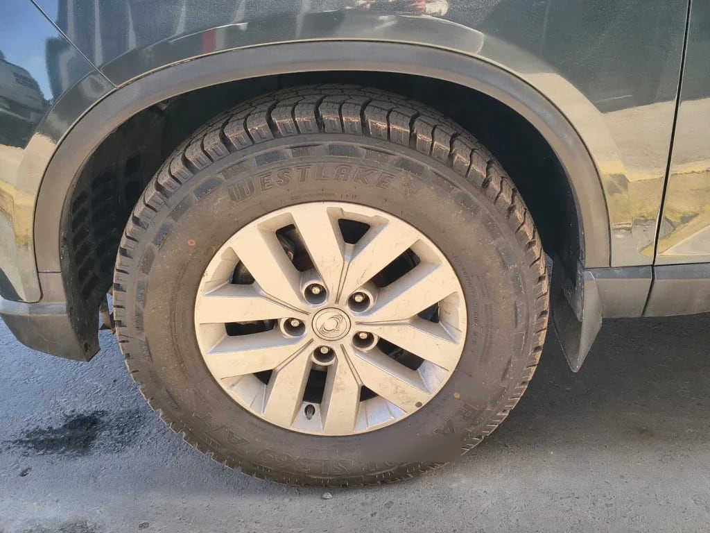 Ssangyong Grand Musso 2.2 4x2 Mt Full-Ql612 año 2023