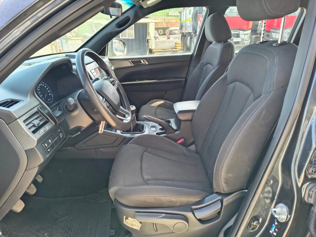 Ssangyong Grand Musso 2.2 4x2 Mt Full-Ql612 año 2023