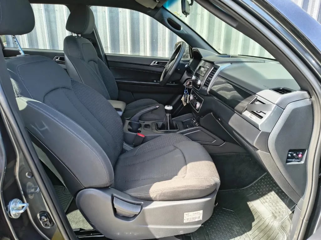 Ssangyong Grand Musso 2.2 4x2 Mt Full-Ql612 año 2023