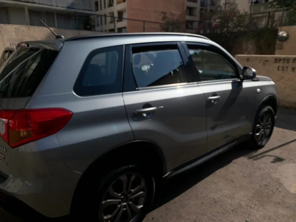 SUZUKI VITARA 1.6 G Glx (bi-Tono) 5p At 4x4 año 2018
