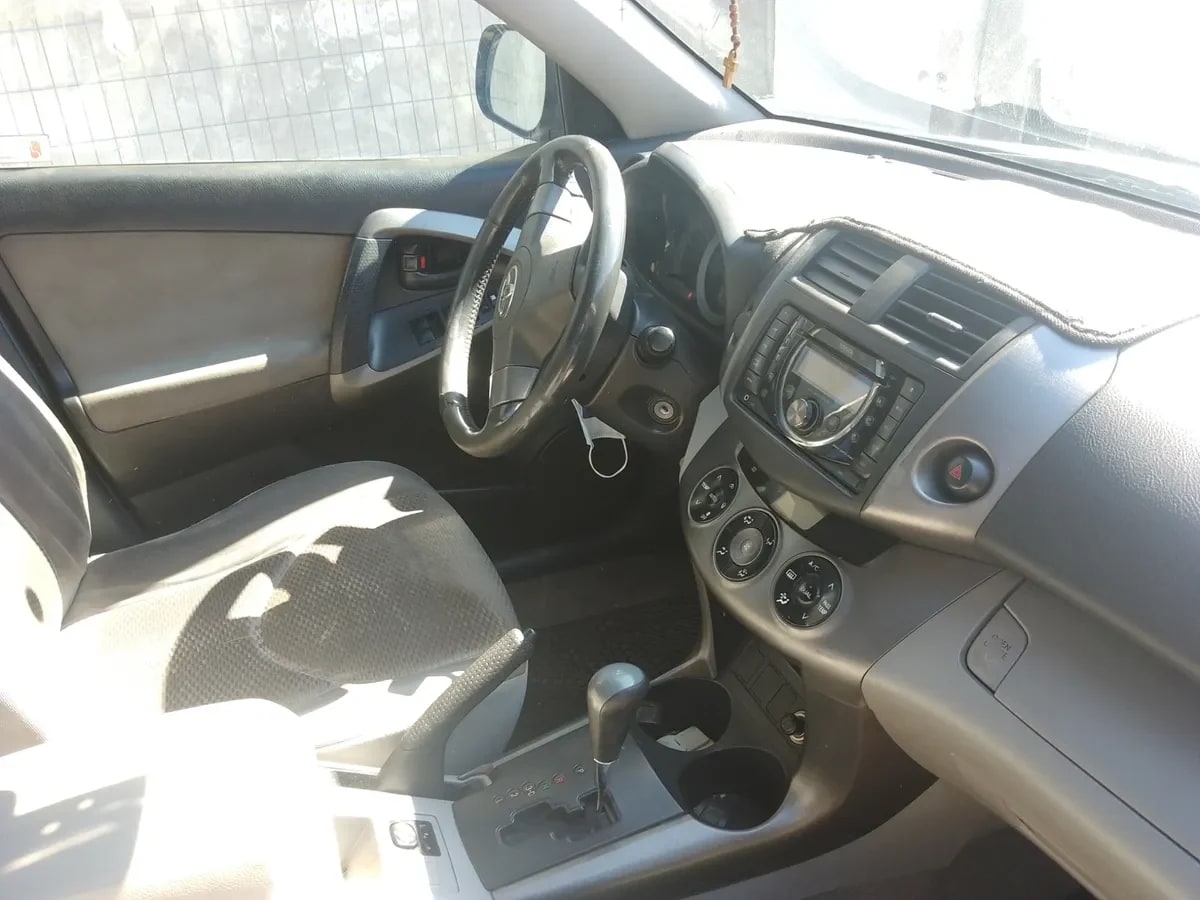 Toyota Rav4 2.5 Advantage Super Lujo 4x2 At año 2010
