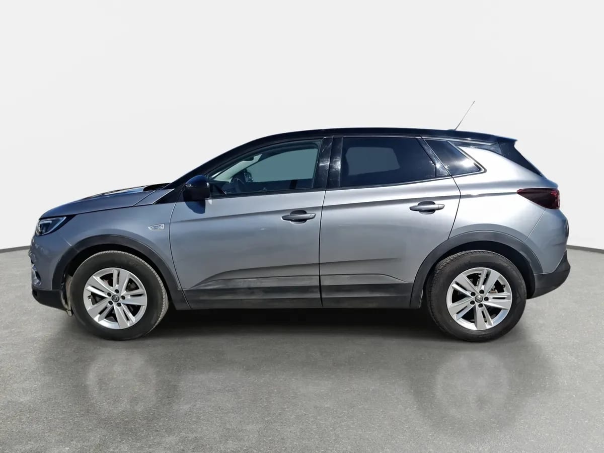 Opel Grandland 1.2t Gs Line 4x2 Mt 5p año 2022