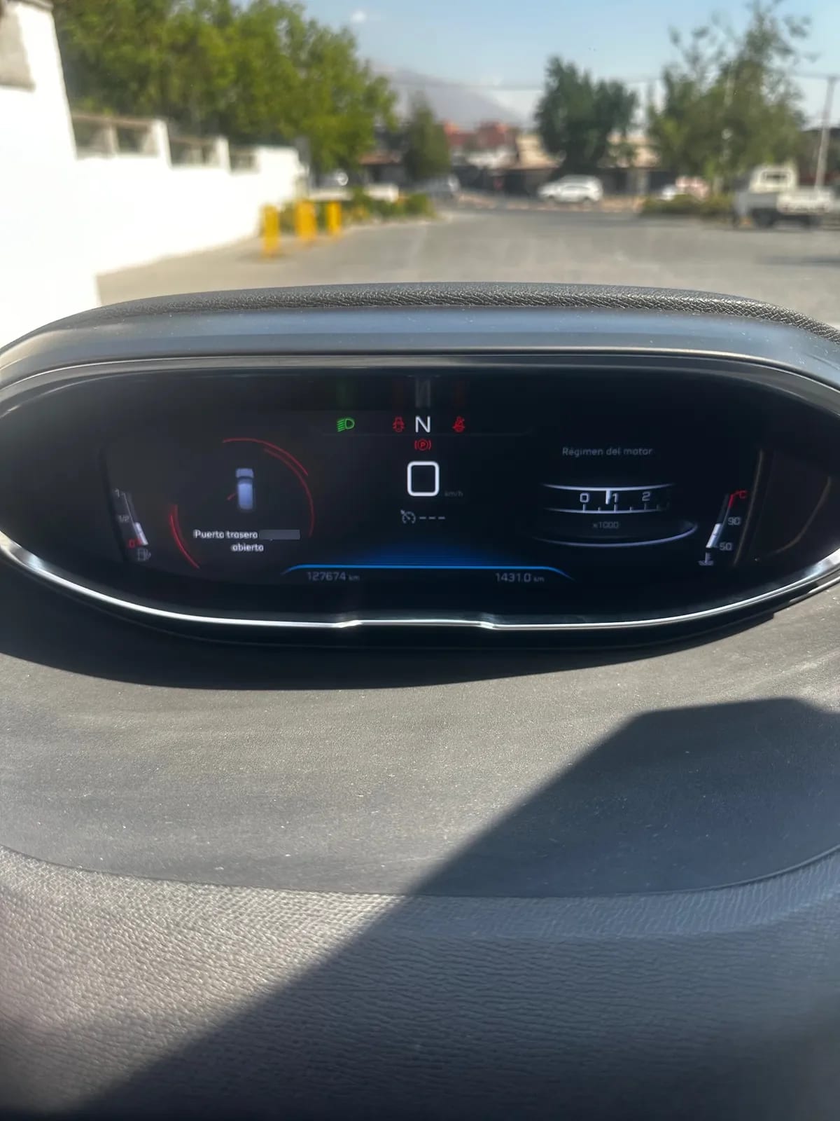 PEUGEOT 3008 1.5 Active Bluehdi 130hp At Diesel año 2020
