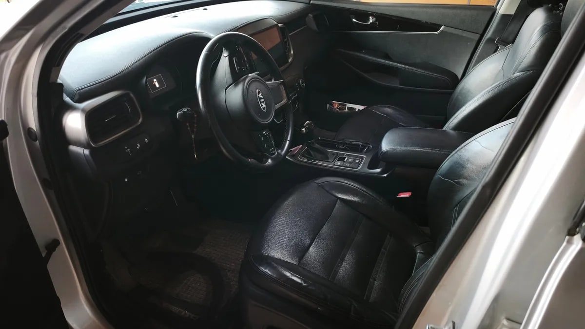 KIA MOTORS SORENTO 2.2 Ex Full At 4x4 Diesel año 2016