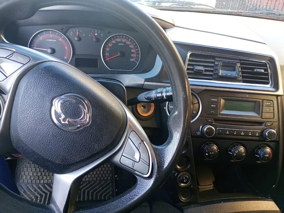 SSANGYONG ACTYON SPORTS 2.0 6as711 Mt 4x4 Diesel año 2017