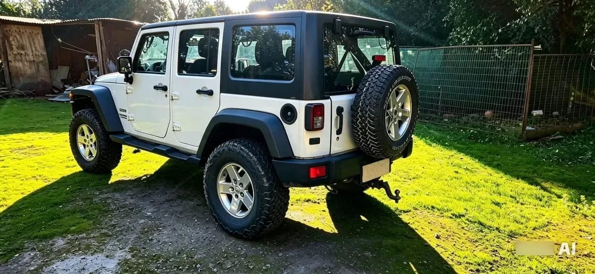 JEEP WRANGLER 3.6 Sport At 4x4 año 2013