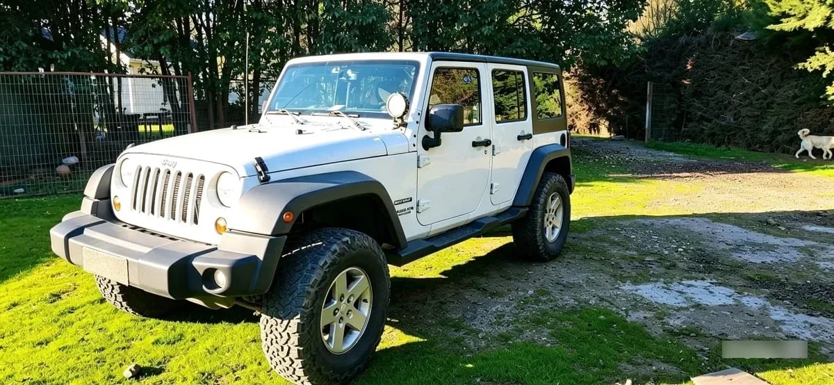 JEEP WRANGLER 3.6 Sport At 4x4 año 2013