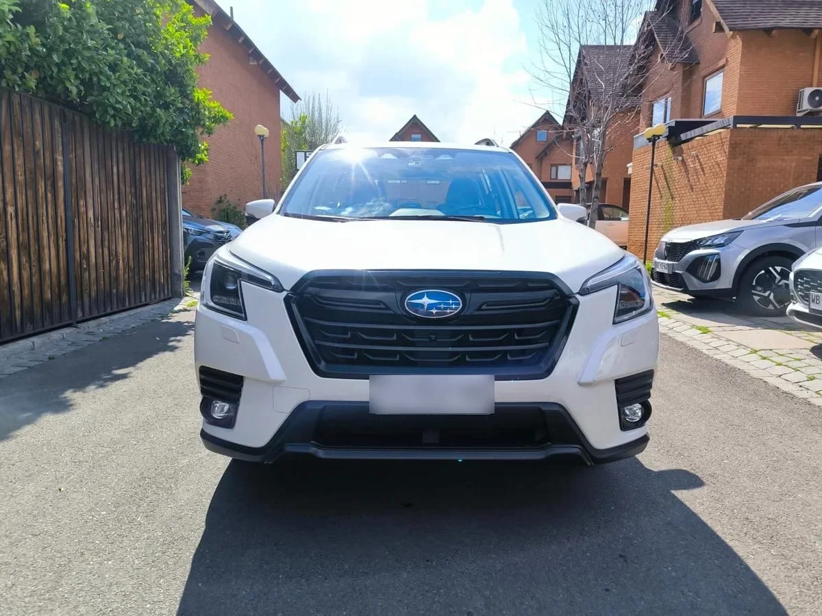 Subaru Forester 2.5 Dynamic Eyesight At 4x4 año 2024