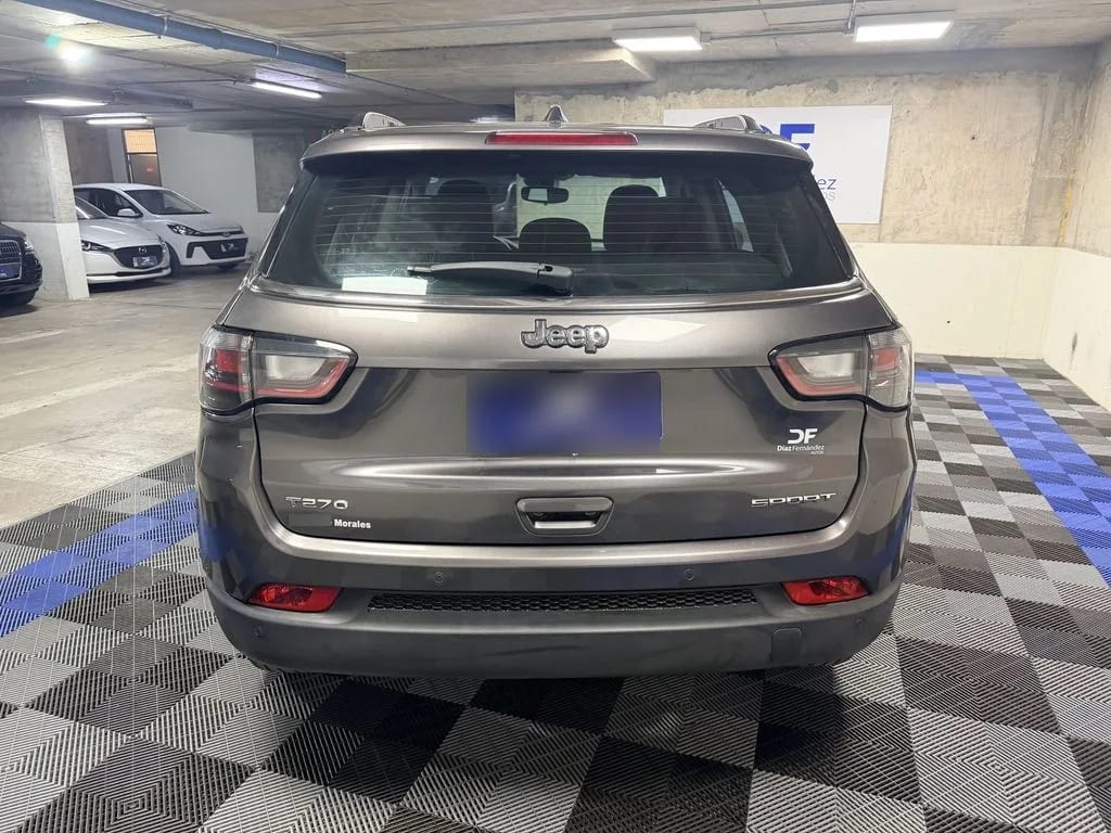 Jeep Compass Sport año 2023