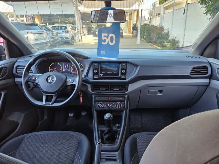 Volkswagen T-Cross Confortline Mt año 2021