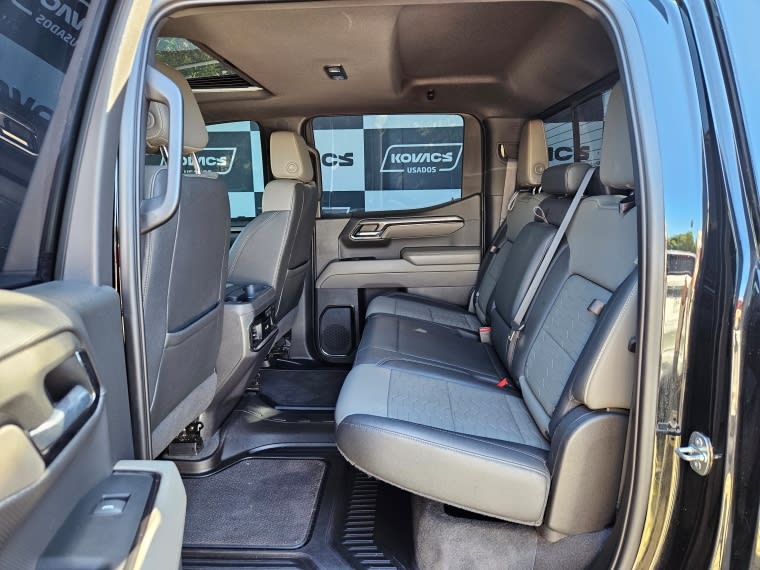 Chevrolet Silverado Silverado Zr2 4x4 6.2 Aut año 2023