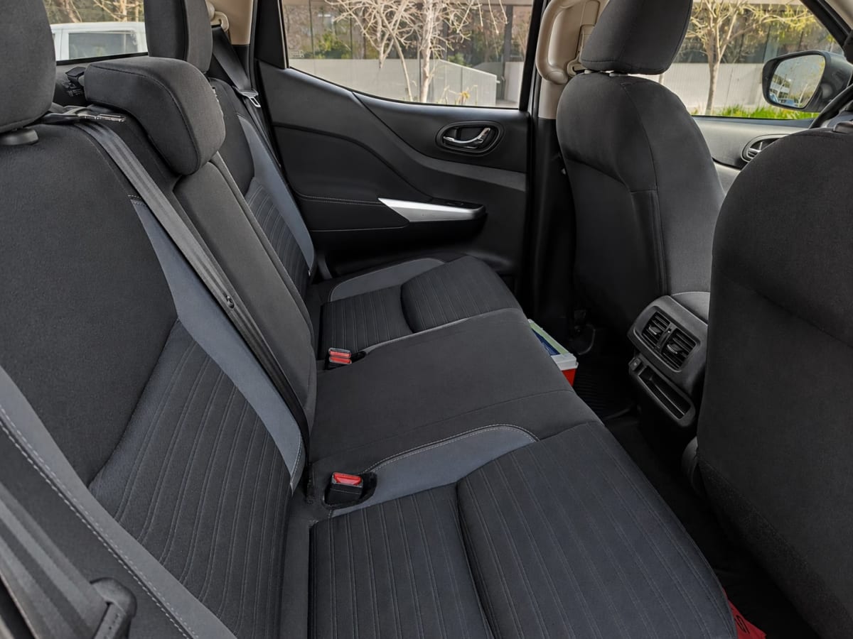 Nissan Navara Xe 4x2 año 2024