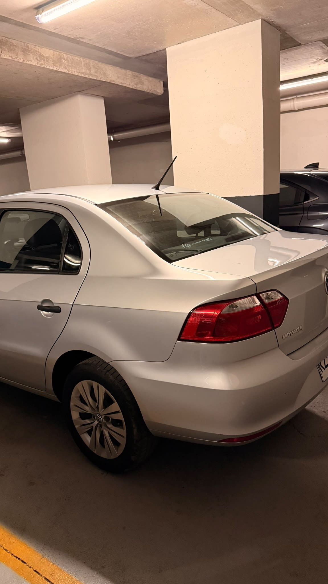 VOLKSWAGEN VOYAGE 1.6 Highline Mt año 2022