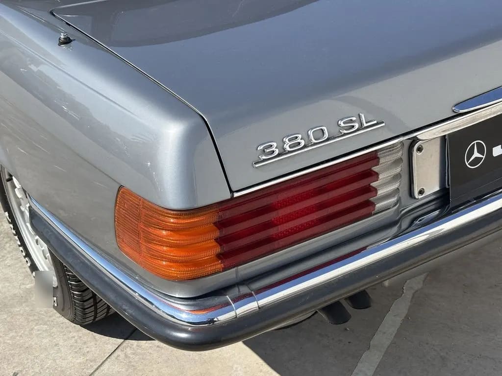 Mercedes-Benz Sl 380 Cabriolet año 1985