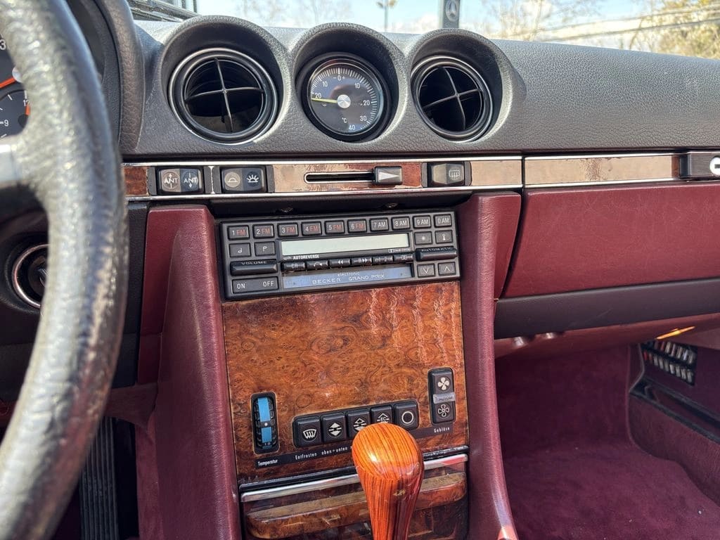 Mercedes-Benz Sl 380 Cabriolet año 1985