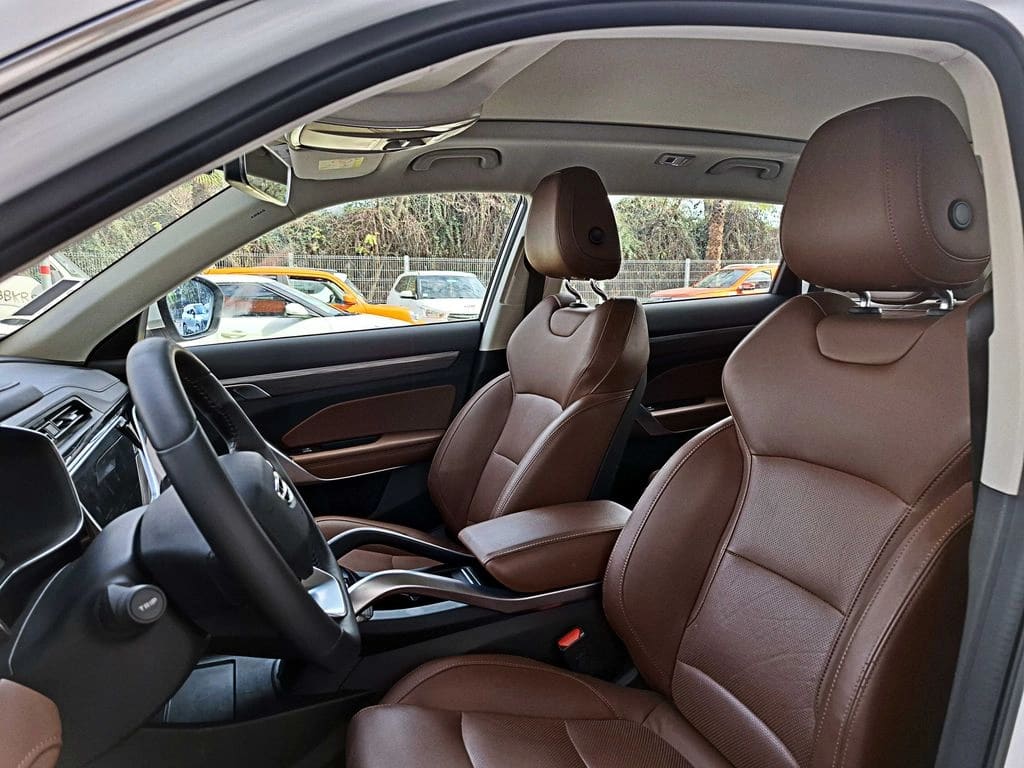 Geely Azkarra 1.5t Luxury 4x4 Dct 7at 5p año 2024