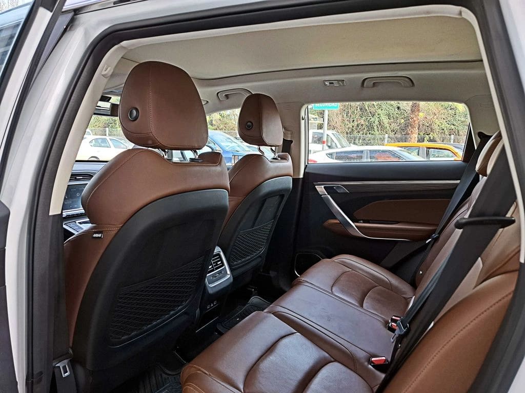 Geely Azkarra 1.5t Luxury 4x4 Dct 7at 5p año 2024