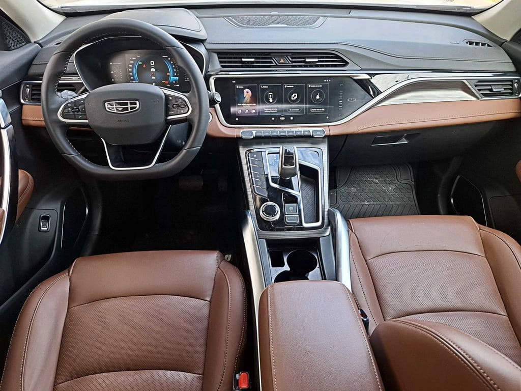 Geely Azkarra 1.5t Luxury 4x4 Dct 7at 5p año 2024