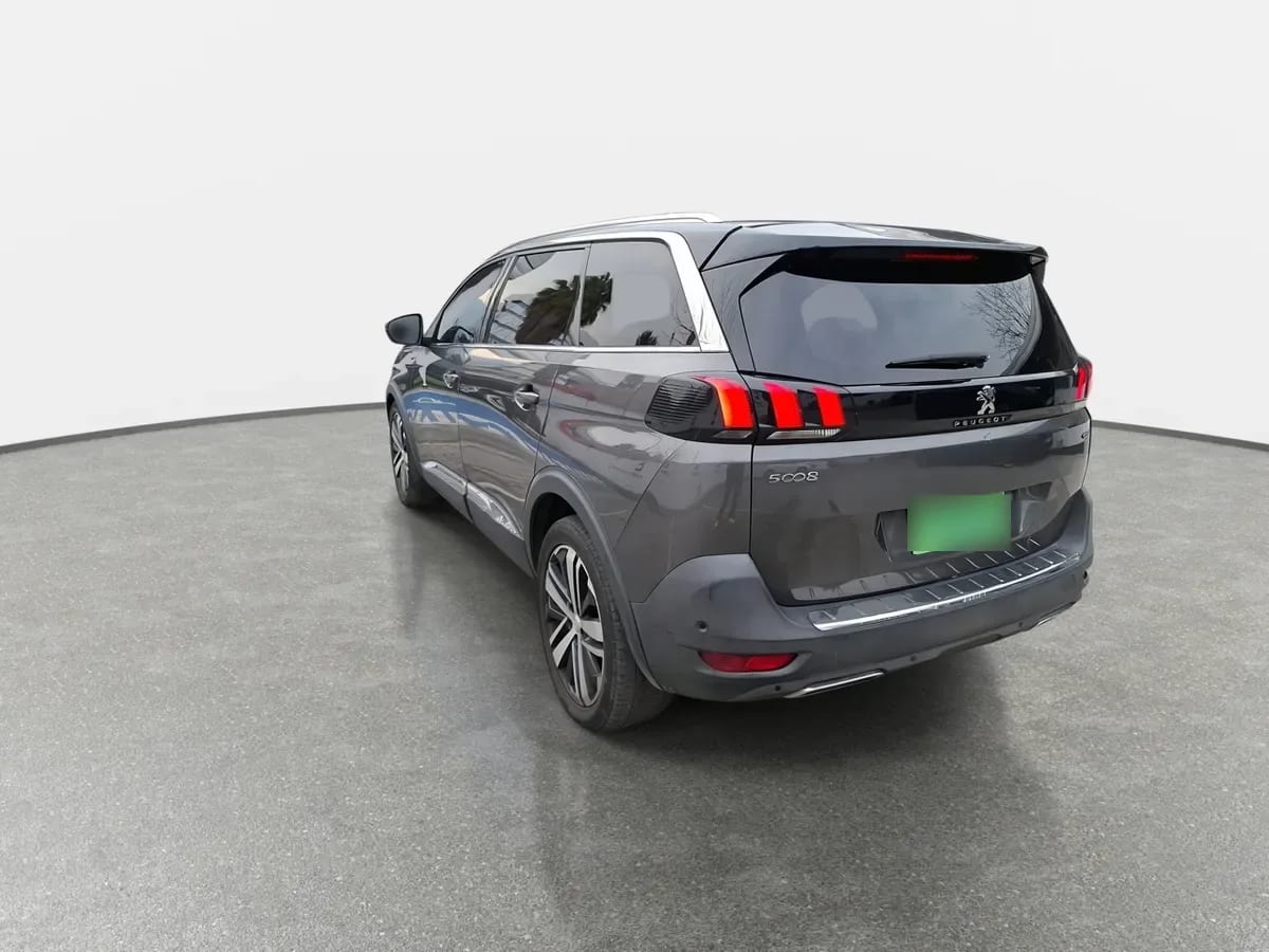 Peugeot 5008 2.0 Gt Bluehdi 180 Eat8 5p año 2020