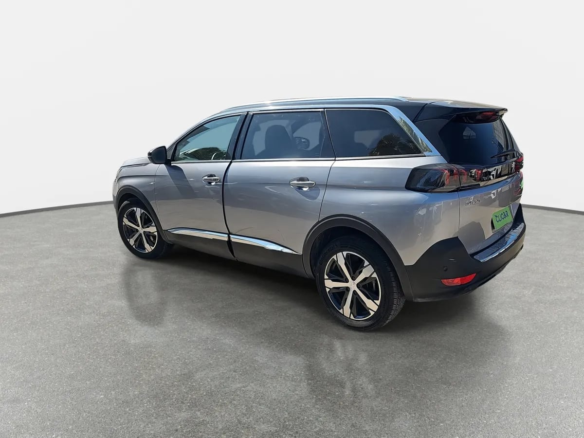 Peugeot 5008 1.5 Allure Pack Bluehdi 130 4x2 Eat8 5p año 2025