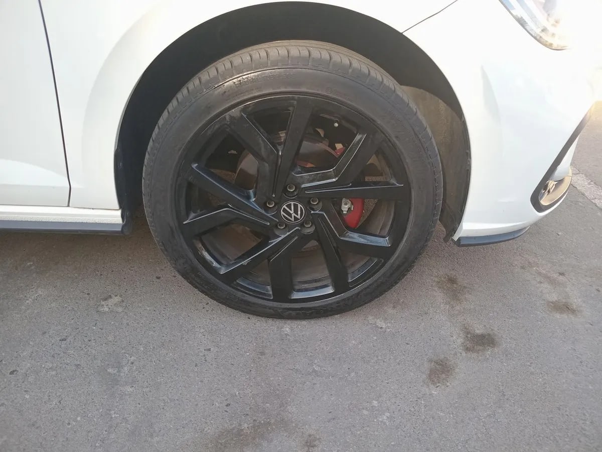Volkswagen Polo 1.4 Gts 4x2 At6 5p año 2024