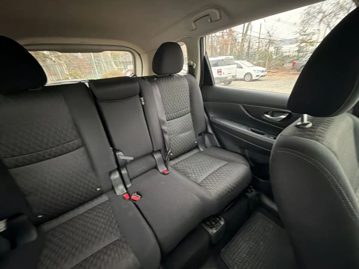 Nissan X-Trail 2.5 Sense Mc 4x2 2row Cvt At 5p año 2022